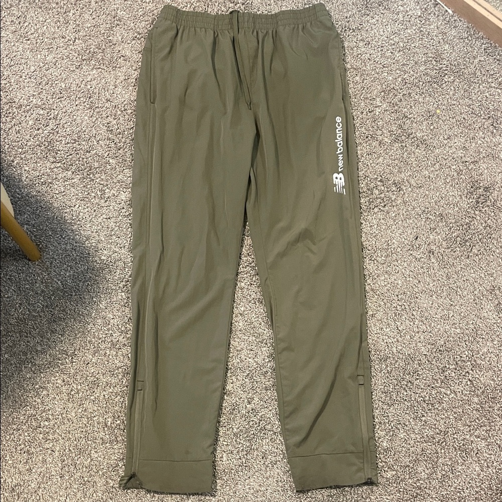 New Balance Men's Khaki Joggers